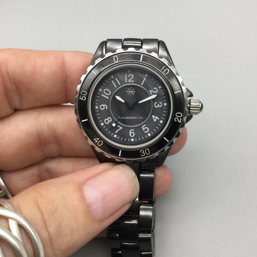 Isaac Mizrahi Live Women's Watch 34mm Black Ceramic Bracelet New Battery 6